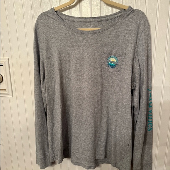 Vineyard Vines Everyday Should Feel this Good Long sleeve XL tee - Picture 2 of 6